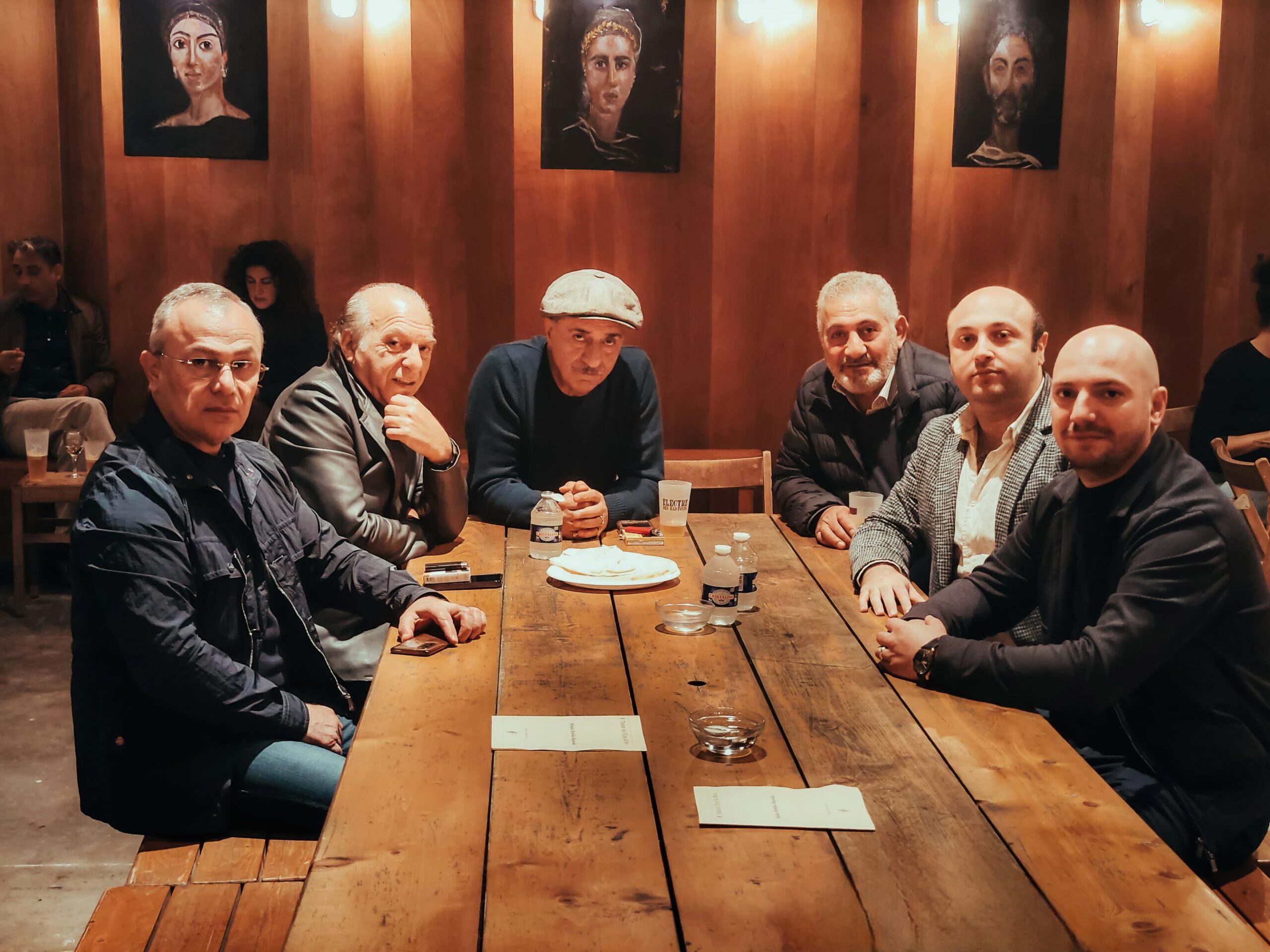 Théâtre de l’Épée de Bois Hayk GALSTYAN avec SIMON Abkarian Théâtre de l'Épée de Bois Hayk GALSTYAN avec SIMON Abkarian